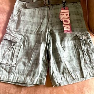 Men’s 4 Shorts + 1 Pant NWT 
Waist 34in Bundle Sold Together